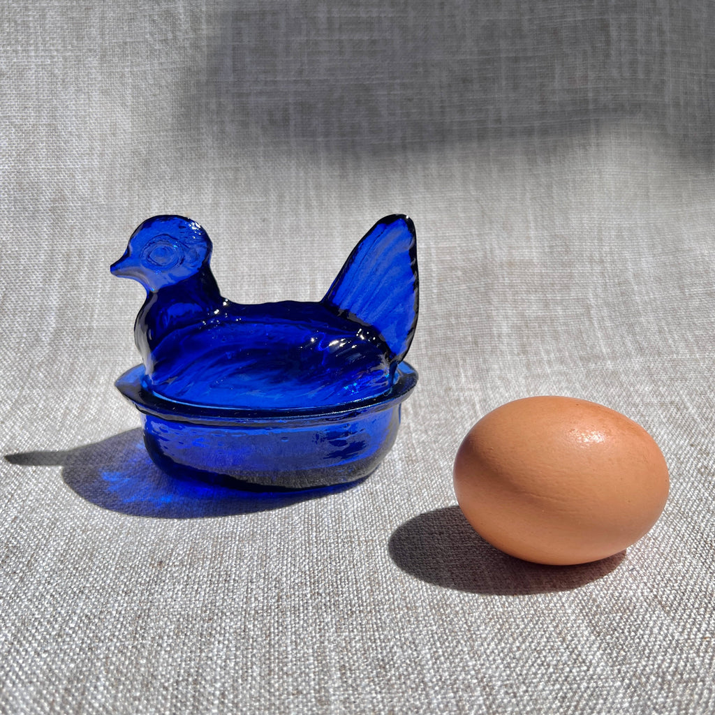 Nesting Hen Bowl & Lid - SAPPHIRE BLUE | Hand Blown Glass - Colombia