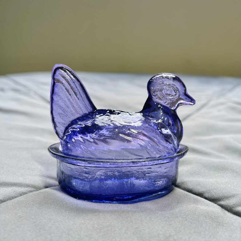 Nesting Hen Bowl & Lid - LAVENDER | Hand Blown Glass - Colombia