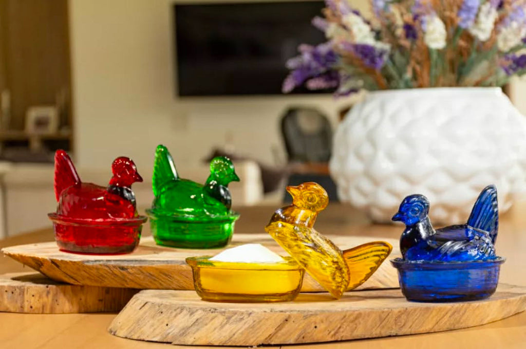 Nesting Hen Bowl & Lid - SAPPHIRE BLUE | Hand Blown Glass - Colombia
